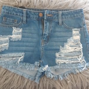 Jean shorts ( light blue wash)
